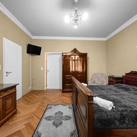 King-Size Comfort In Three Bedrooms Виена Екстериор снимка