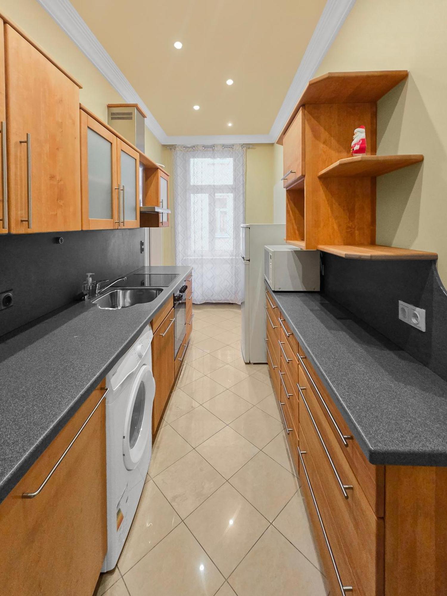 King-Size Comfort In Three Bedrooms Виена Екстериор снимка